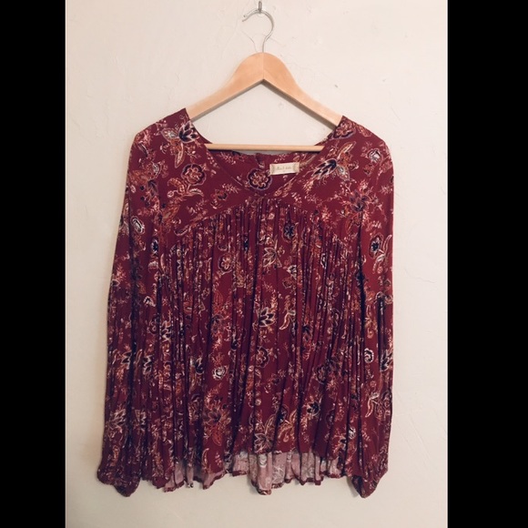 Altar’d State Brick Red Paisley Boho Peasant Top. - Picture 1 of 7